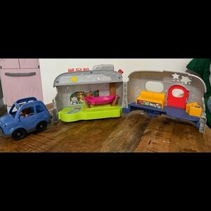 Little peoples camp trailer set
